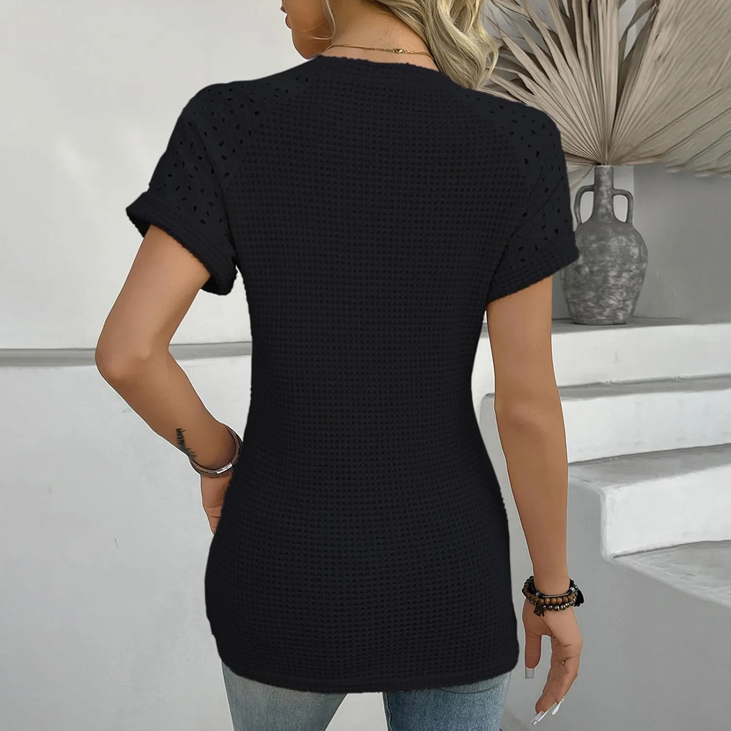 2025 Women's Knit Tees Tops Crew Neck Hollow Out Short Sleeve Tshirt Summer Causal Loose Fit Blouses Tunics