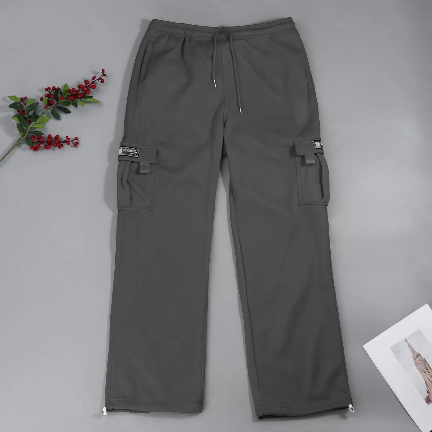 Baggy Sweatpants for Men with Relaxed Fit Drawstring Waist Cargo Pants Casual Adjustable Hem Joggers with Pockets