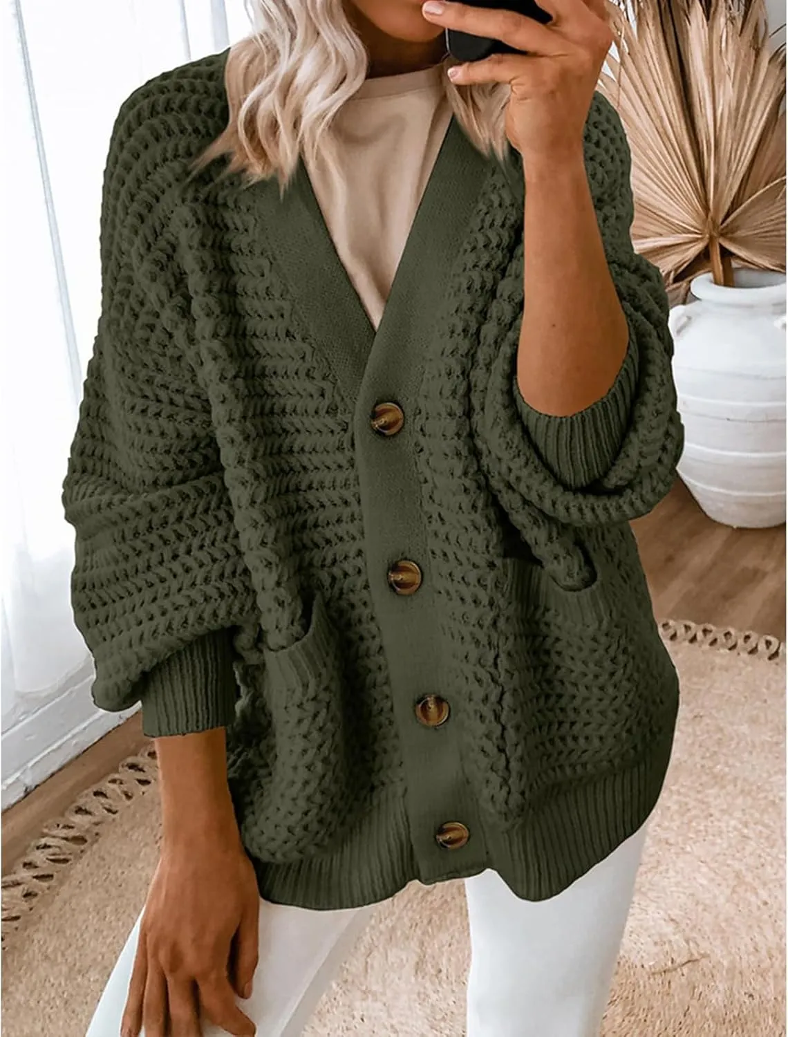 Cardigans for Women Trendy Chunky Knit Sweaters Button Down Long Sleeve Jackets Casual Winter Outwear Jumpers