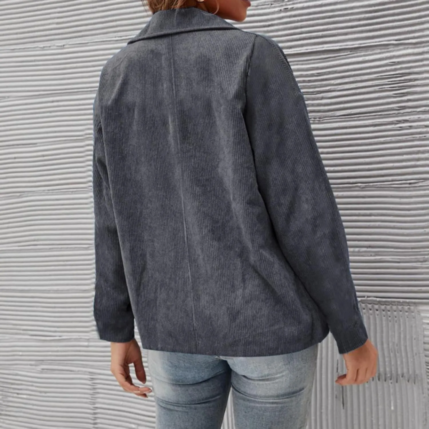 Corduroy Shirt Jacket for Women Fall Winter Warm Shirt Jacket Boyfriend Coat Long Sleeve Casual Shacket Coats Outwear