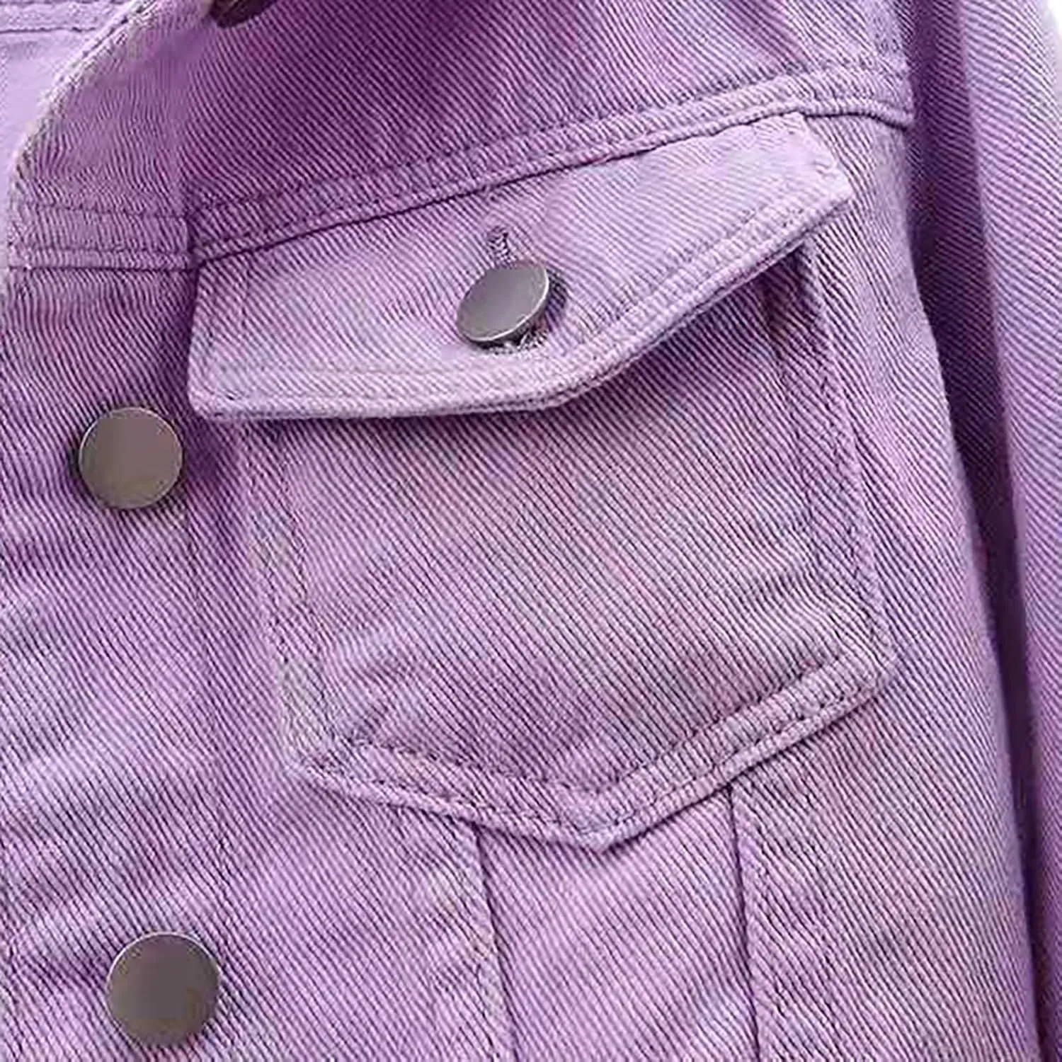 Denim Jackets for Women Trendy Basic Lapel Button Down Cropped Denim Jacket Trucker Coat Light Wash Short Jean Jacket