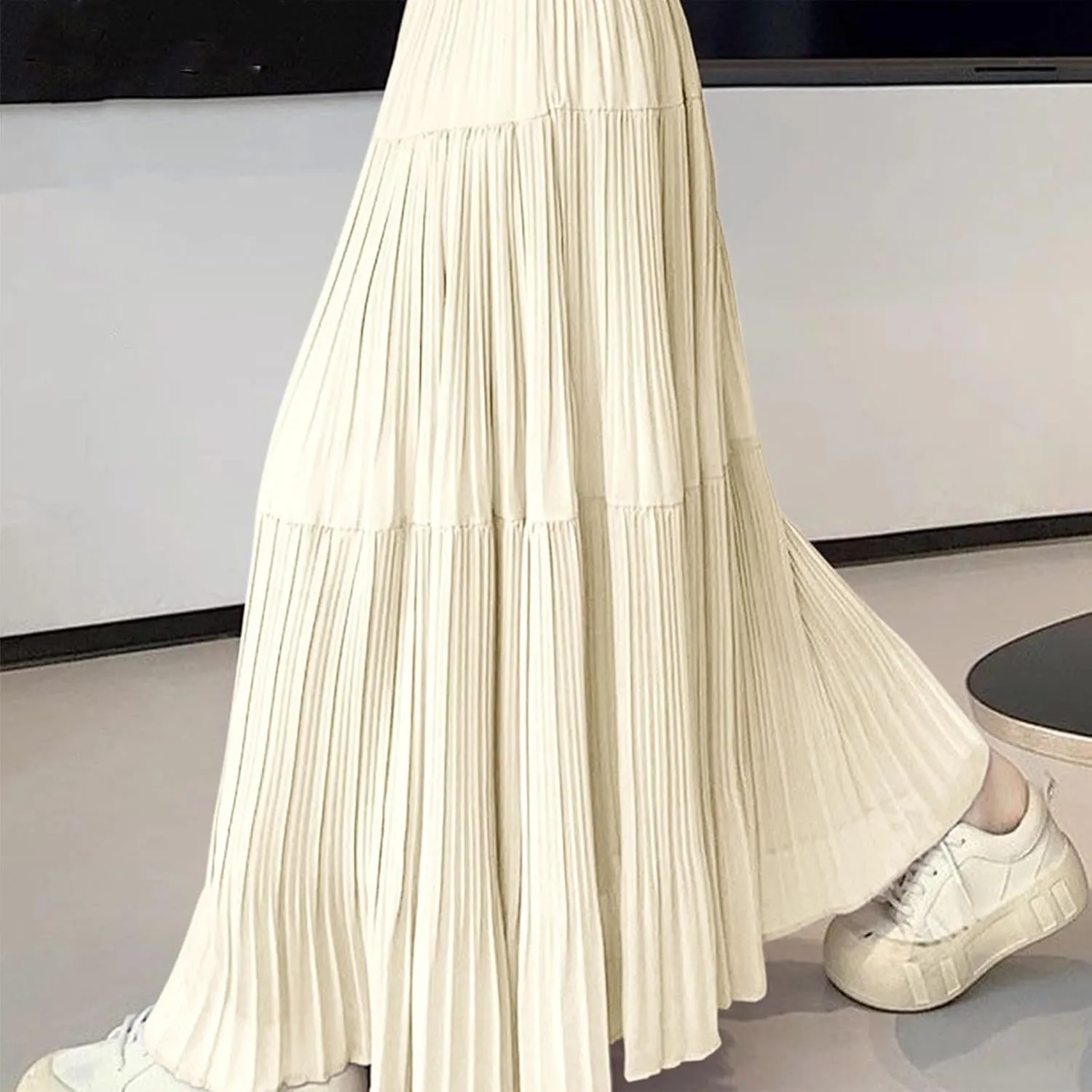 Lmdudan 2025 Women Chiffon Elastic High Waist Pleated A-Line Flared Maxi Skirts Summer Flowy Beach Skirt Trendy Skirts