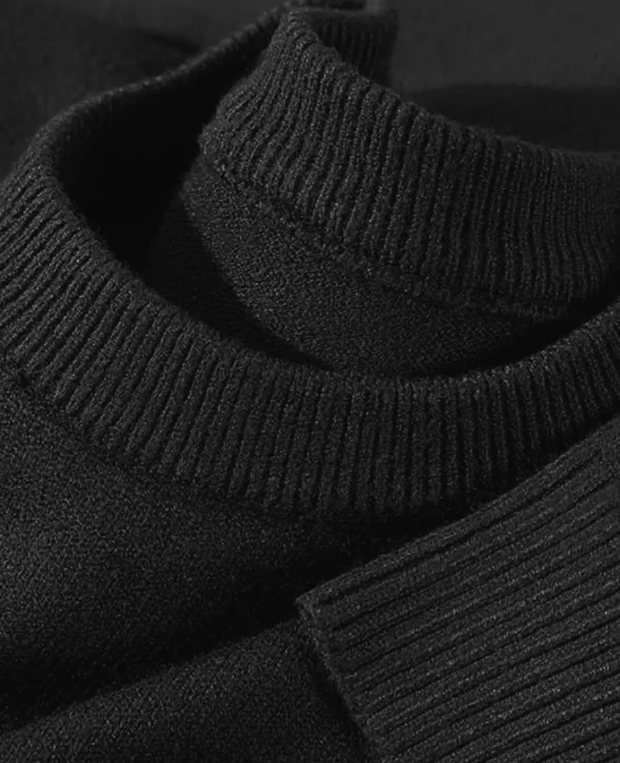 QUALFORT Women's Sweaters Soft Lightweight Knitted Pullover Sweater