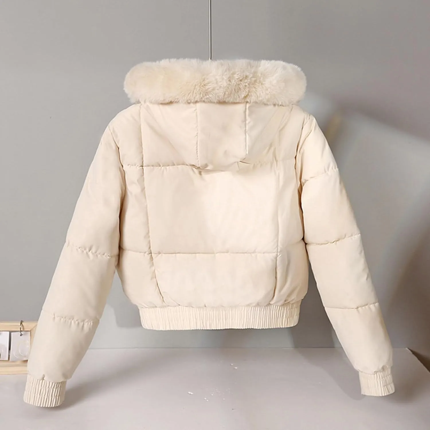 Womens Fleece Lined Puffer Jacket Cropped Down Jacket Fur Hood Winter Jacket Zip up Quilted Jacket Winter Padded Jacket