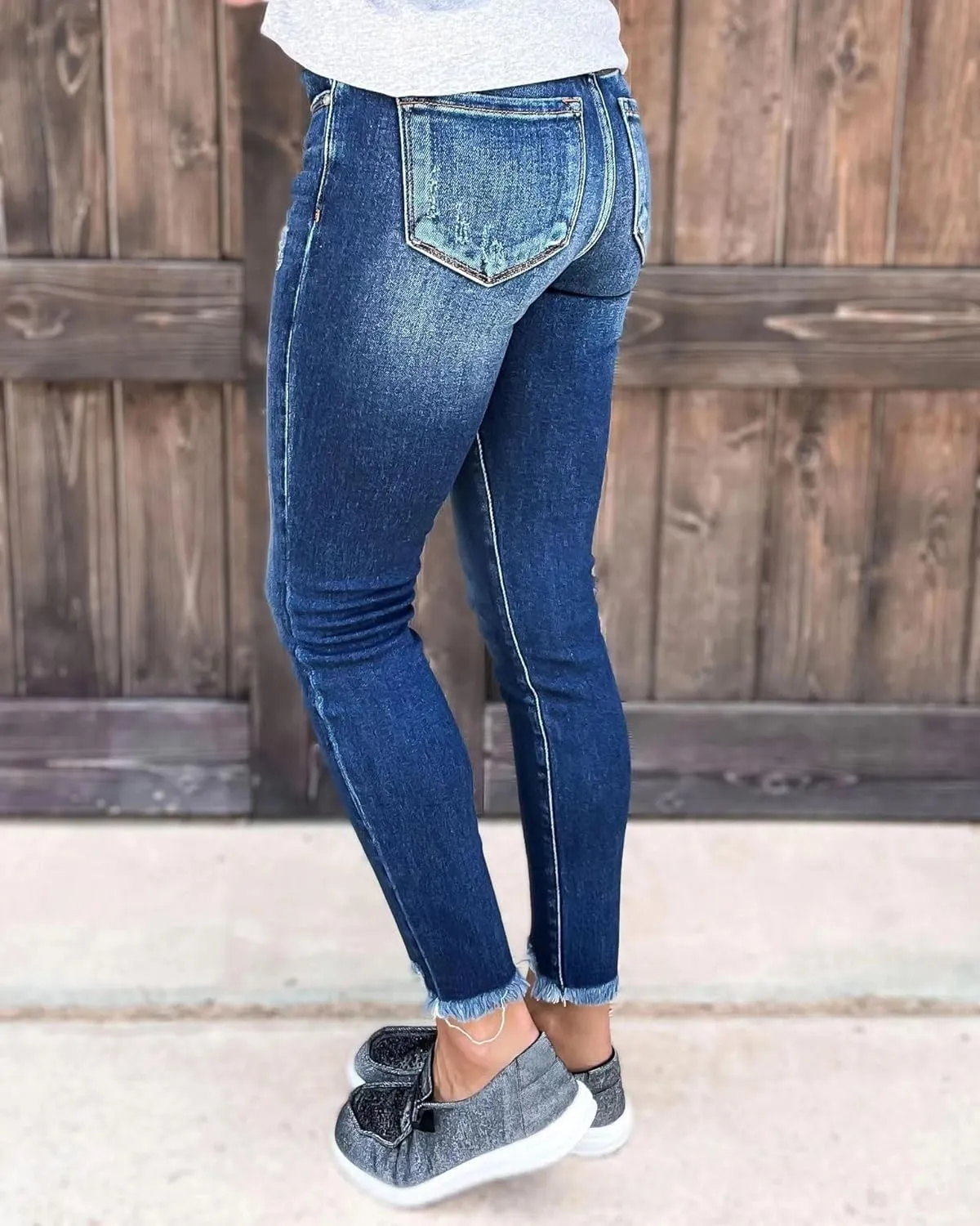 Womens Jeans with Tassels Street Fashion Denim Jeans Skinny Fit and Burrs Blue Retro Art Jeans for Women