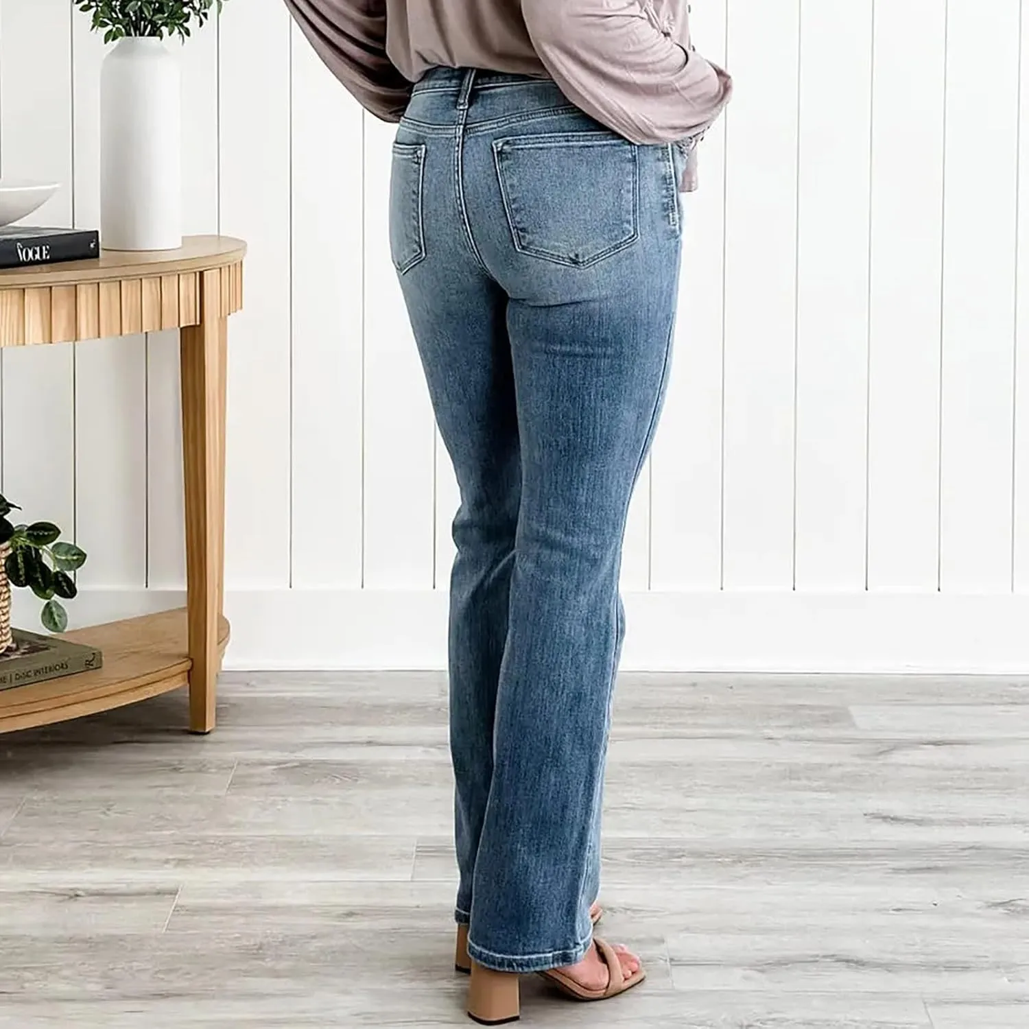 Women's Low Rise Slim Bootcut Jeans Comfort Fit Slim Jeans Straight Leg Jeans Tummy Control Jeans Relaxed Fit Jeans